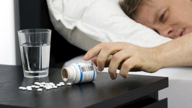 Dùng thuốc ngủ quá nhiều gây tác hại không tốt